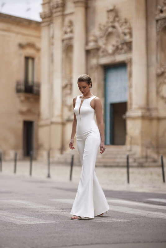 Bridal jumpsuits, Bridal Jumpsuits: A New Tradition in the World of Wedding Fashion